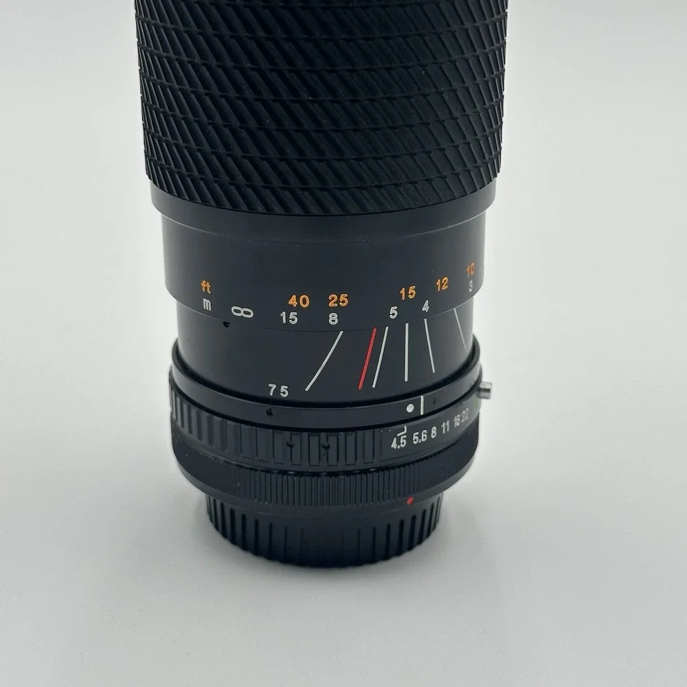 Tokina 75–300mm f/4.5–5.6